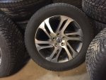 Club Volvo. Ru - [СПБ] Зимний комплект на XC70: диски Valder R17 с Hakka 8 103XL