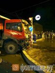 Club Volvo. Ru - Камаз и Волга в центре города