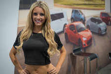 Club Volvo. Ru - Запретили девушек на выставках и соревнованиях