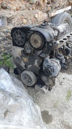 Двигатель B5244s5