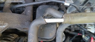 Club Volvo. Ru - Крепление бачка маслоотделителя?