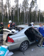 Club Volvo. Ru - S60 против отбойника Club Volvo. Ru - S60 против отбойника