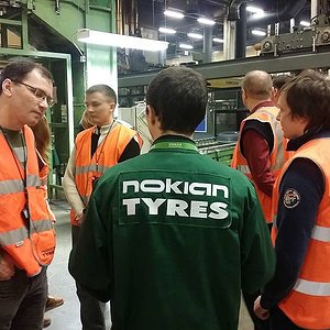 Экскурсия Клуба Вольво на завод Nokian Tyres
