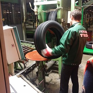 Экскурсия clubvolvo.ru, на завод Nokian Tyres, Всеволожск,