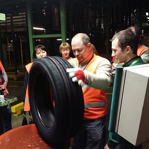 Экскурсия clubvolvo.ru, на завод Nokian Tyres, Всеволожск,