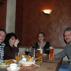 В "Гролле" на Большом пр. В. О. По случаю приезда Лёши с супругой