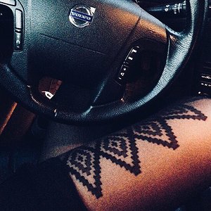 За машиной, как и за девушкой должен быть постоянный уход.