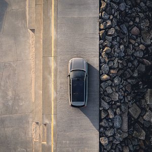 305717_Volvo_EX90.jpg