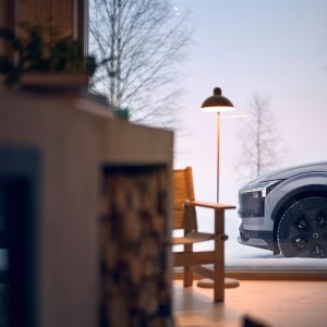339586_Volvo_Cross_Country_winter_cabin_Swedish_Lapland.jpg
