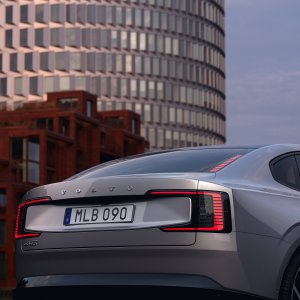 342387_Volvo_ES90_Exterior.jpg