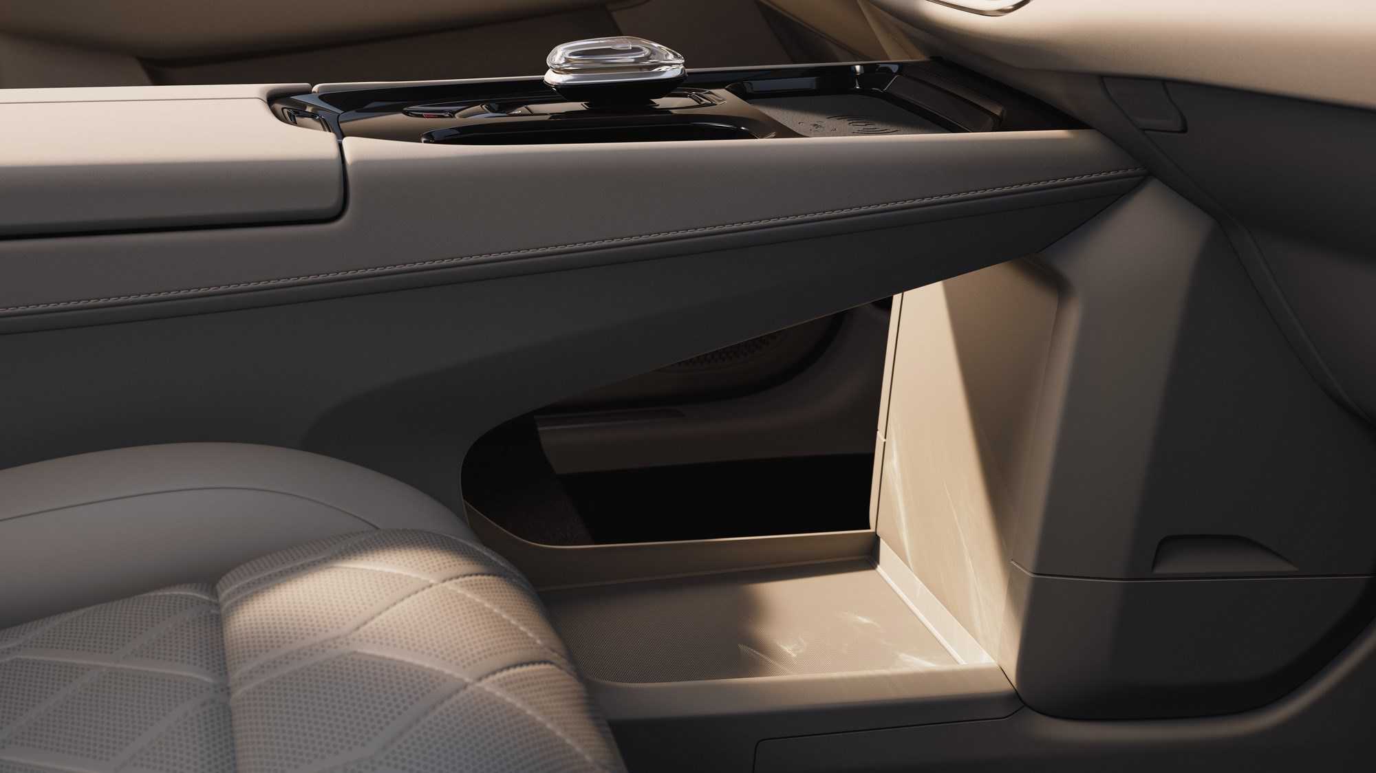 320119_Volvo_EM90_Concept_World_Stills.jpg