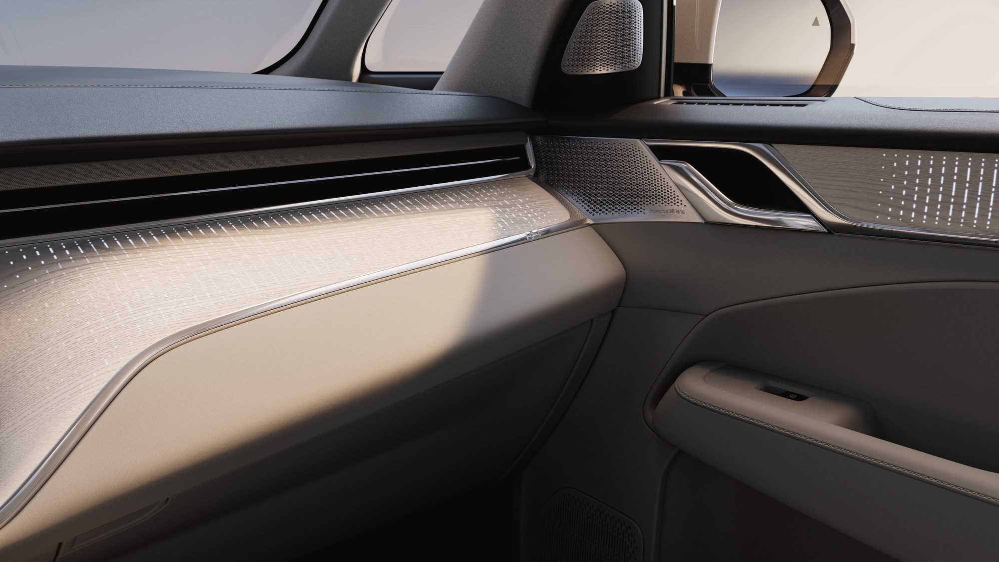 320132_Volvo_EM90_Concept_World_Stills.jpg