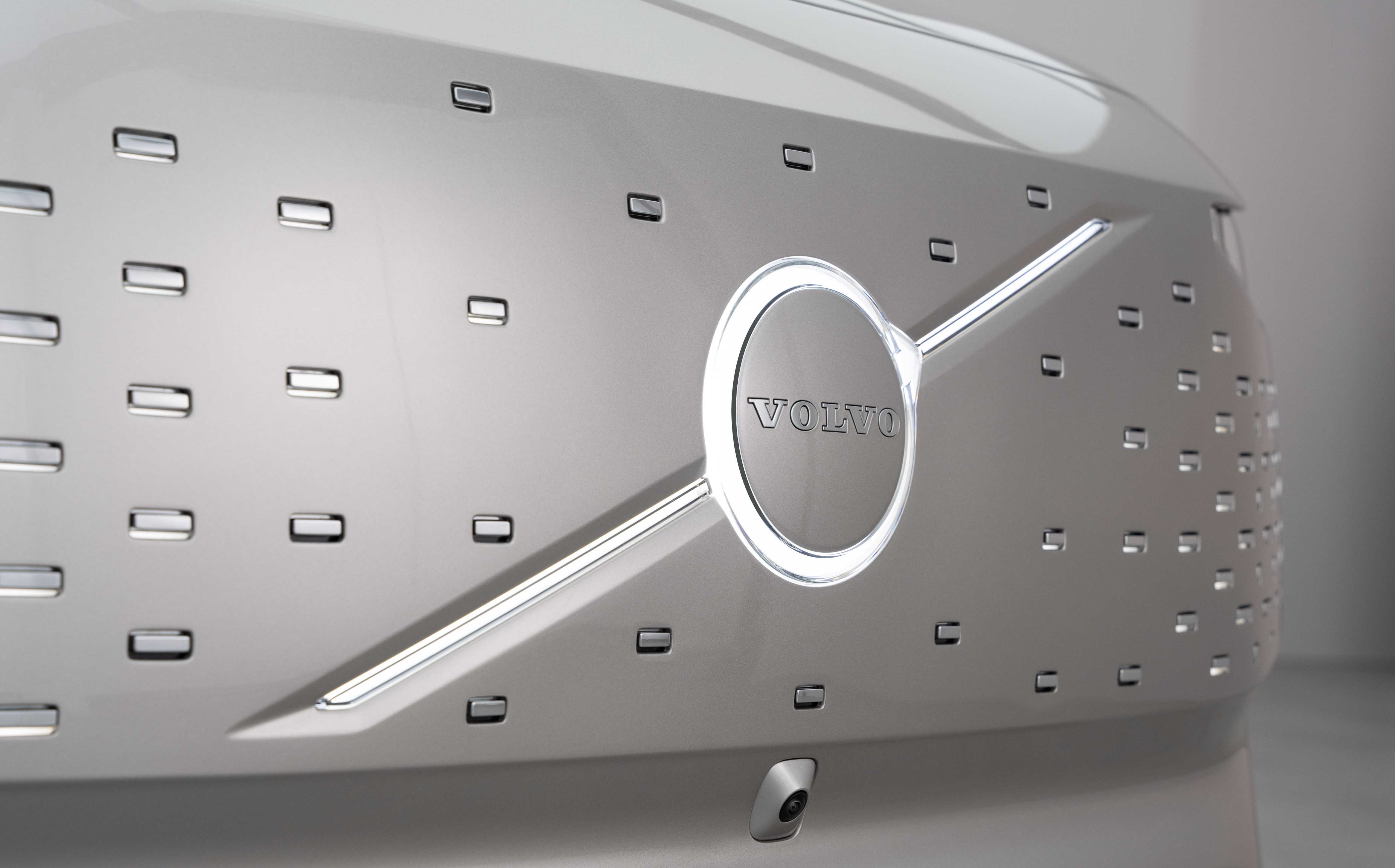 320160_Volvo_EM90_Studio_Stills.jpg