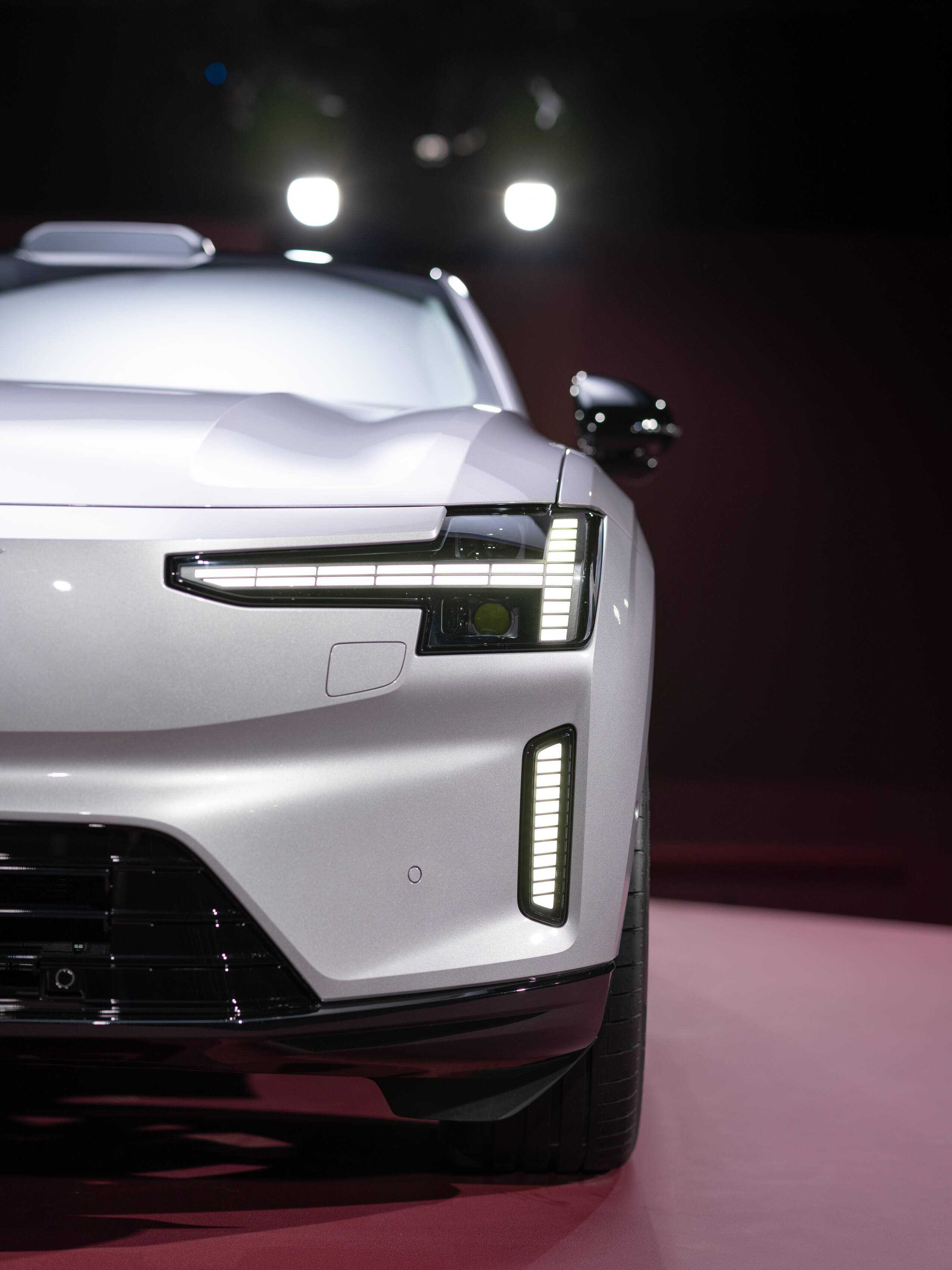 343504_Volvo_ES90_reveal_event.jpg