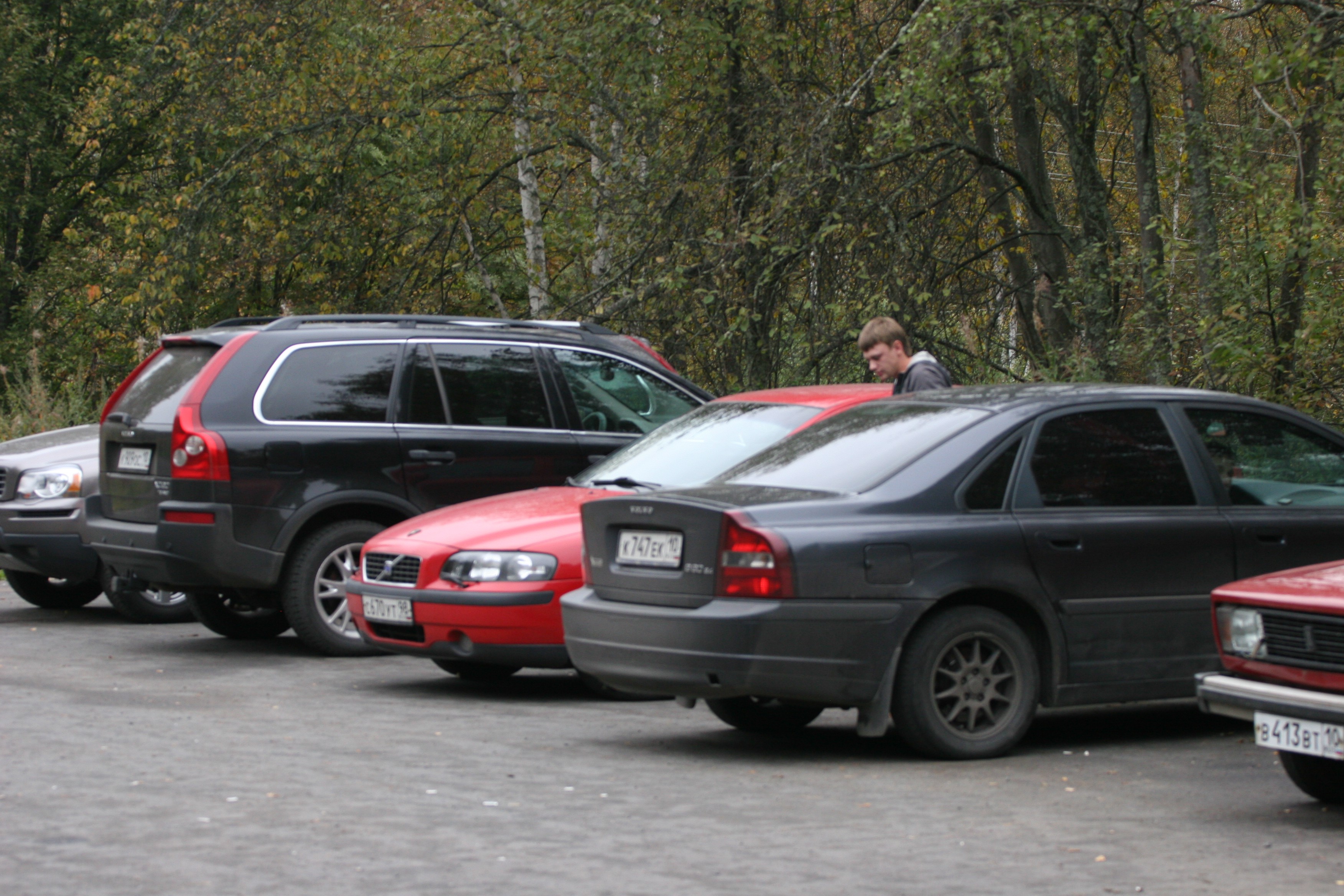 Клубный вольво. Клуб Вольво 140. Volvo клуб Череповец. Построение клубвольво из автомобилей 2009. Вольво клуб Санкт-Петербург.