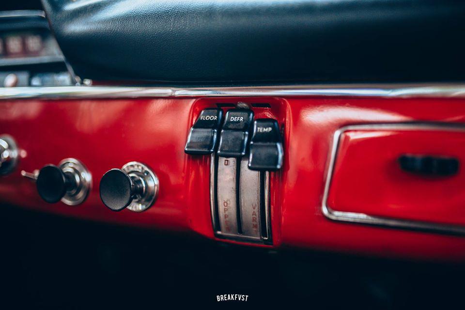 Volvo P123GT