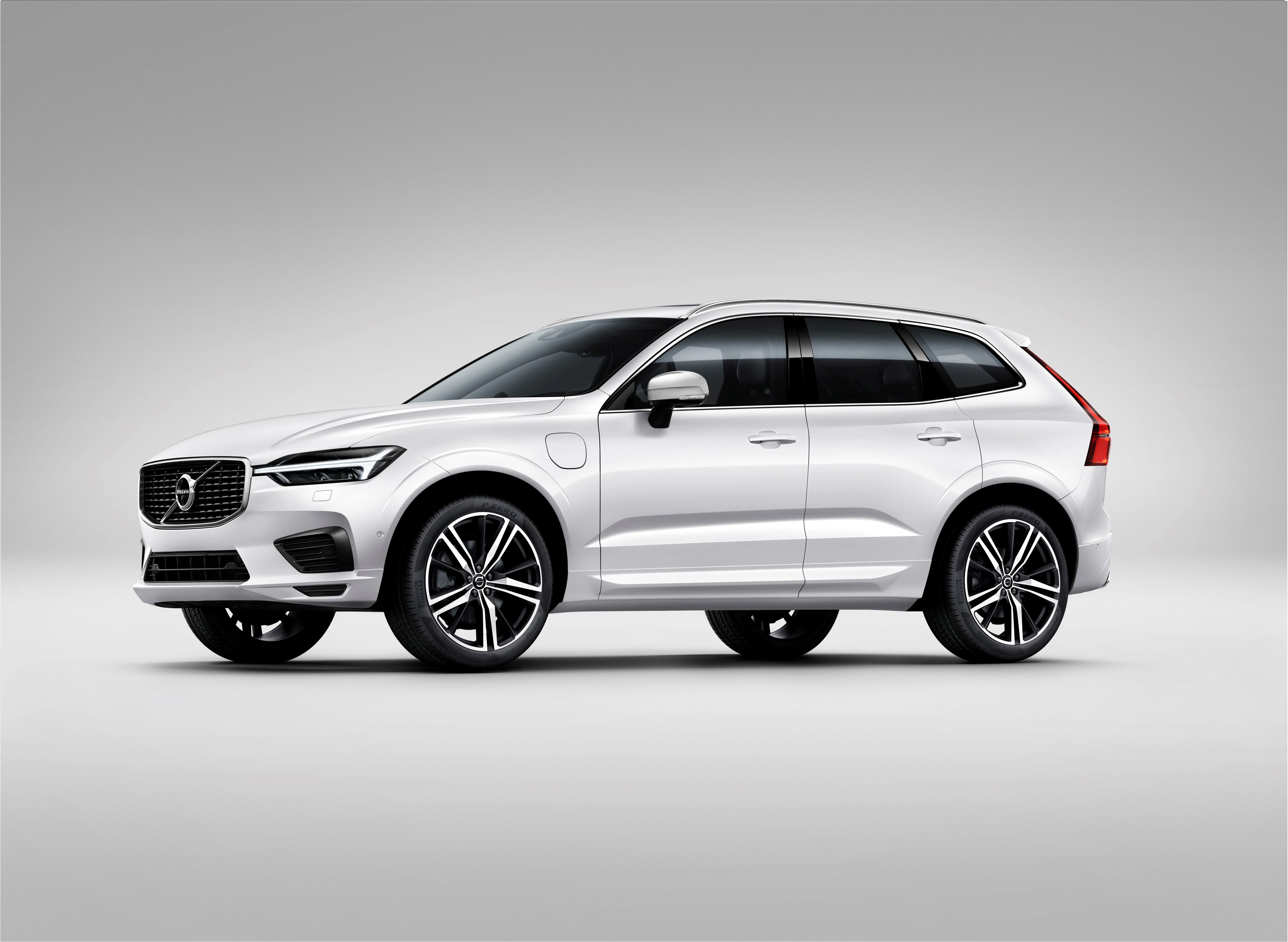 Volvo XC60 T8 Гибрид