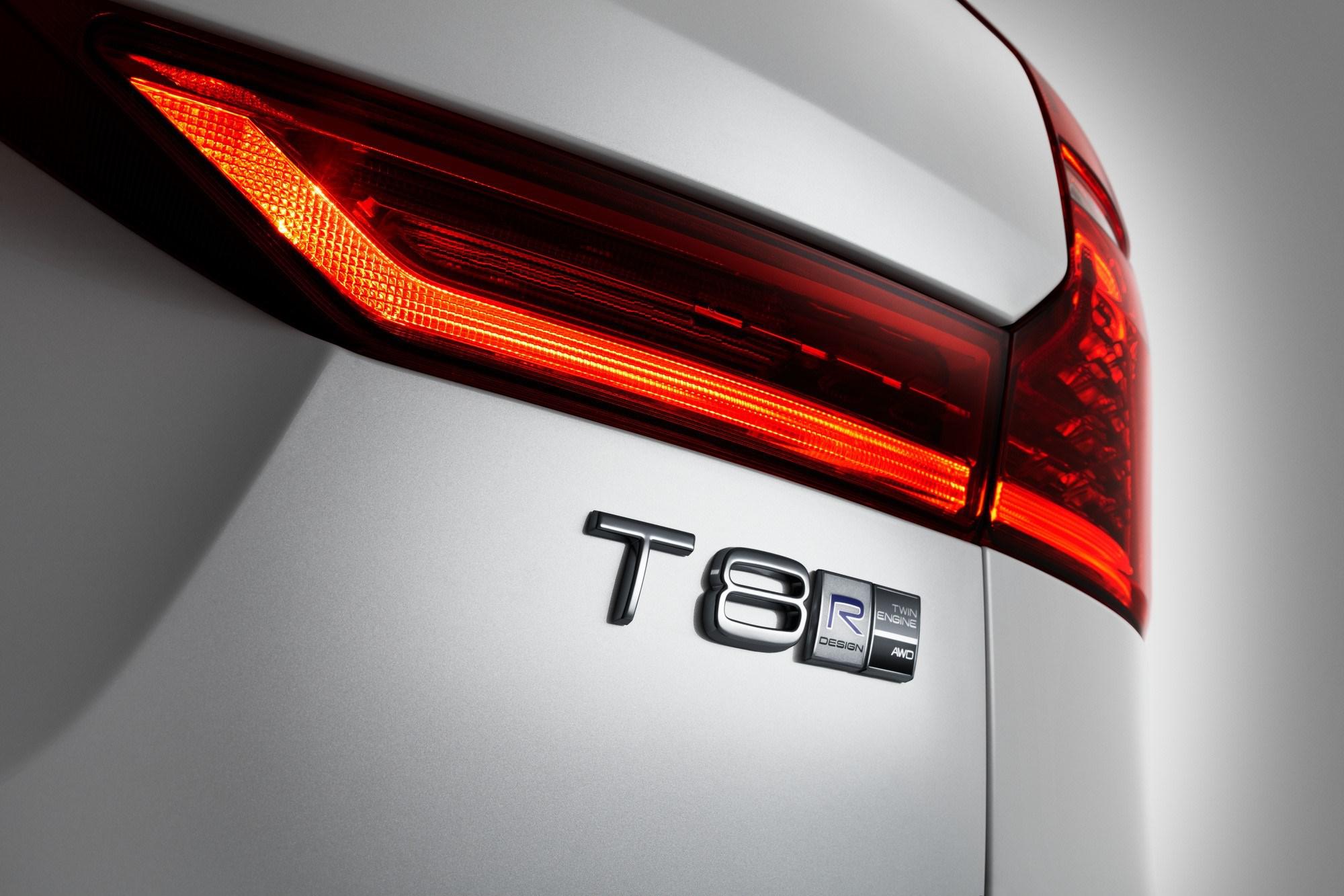 Volvo XC60 T8 Гибрид